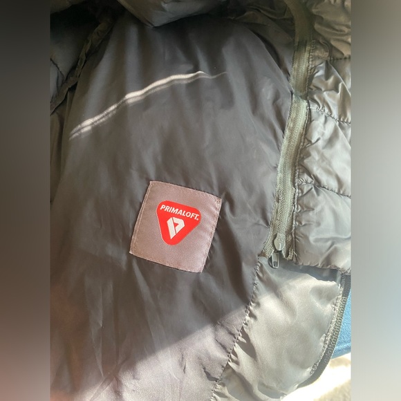 Bernardo primaloft hooded packable lightweight jacket - Picture 4 of 7